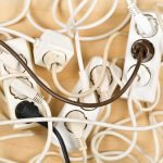 Kabelmanagement – Kabel verstecken am Schreibtisch